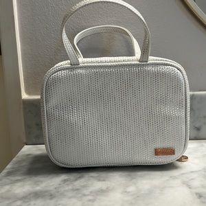 Stephanie Johnson makeup carrying handle case